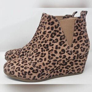 Dunes Women's Zoe Leopard Print Faux Suede Ankle Wedge Booties Size 8.5 W